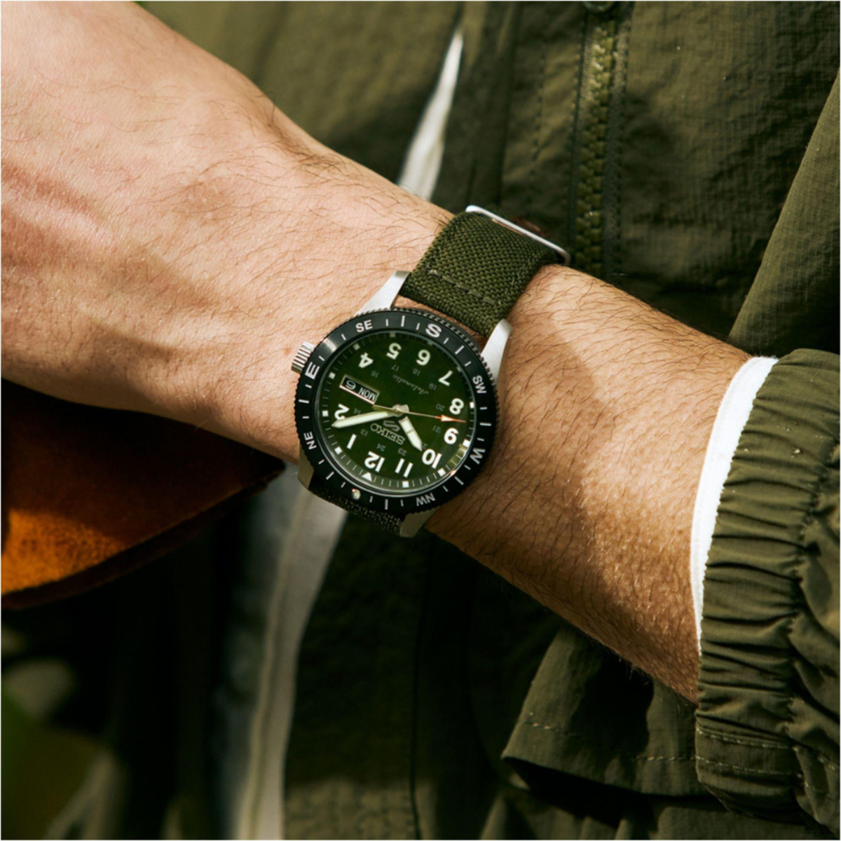Seiko 5 Sports Green Nylon HDB008K1 Automatic Men's Watch