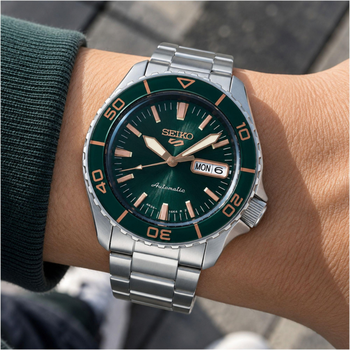 Seiko 5 Sports SKX Series Automatic Green Dial Watch HDB005K1