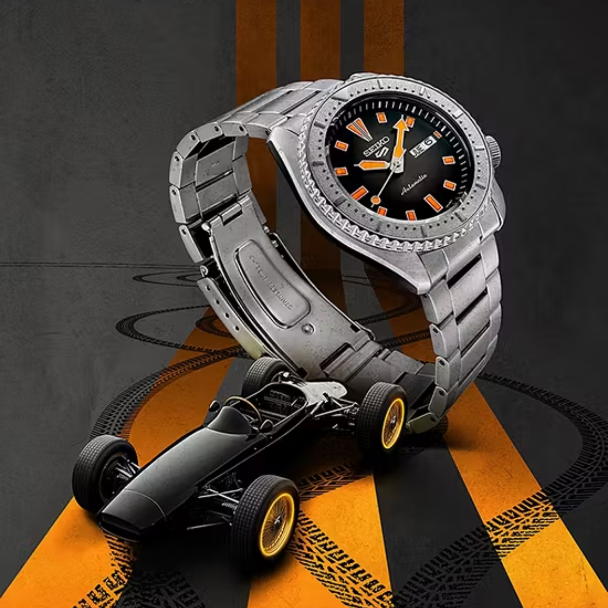 Seiko 5 Sports SRPL47K1 SRPL47 SRPL47K Racer's Heritage "Midnight Circuit" Car Special Edition Watch