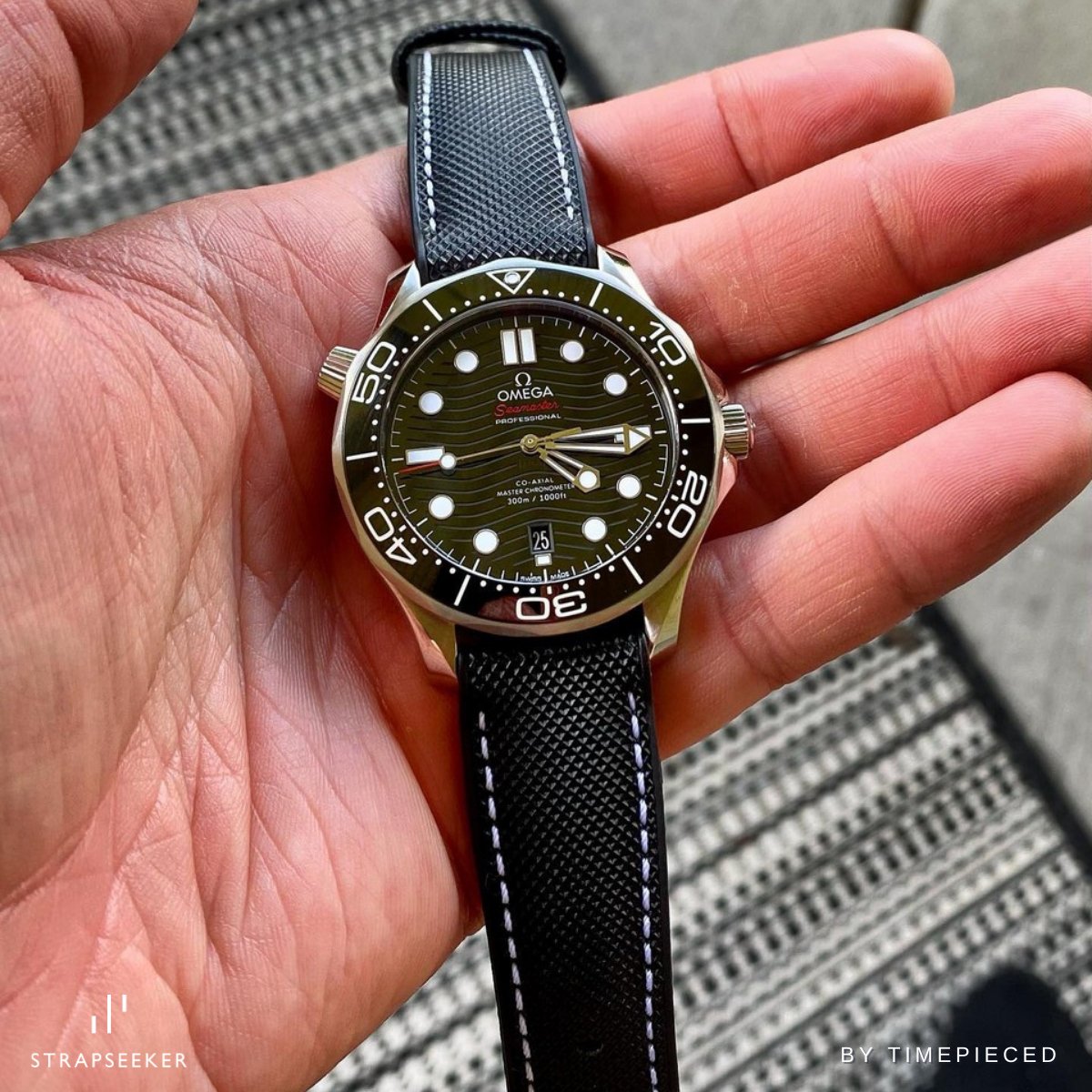 #color_Black Nylon White Stitch / Black FKM Rubber