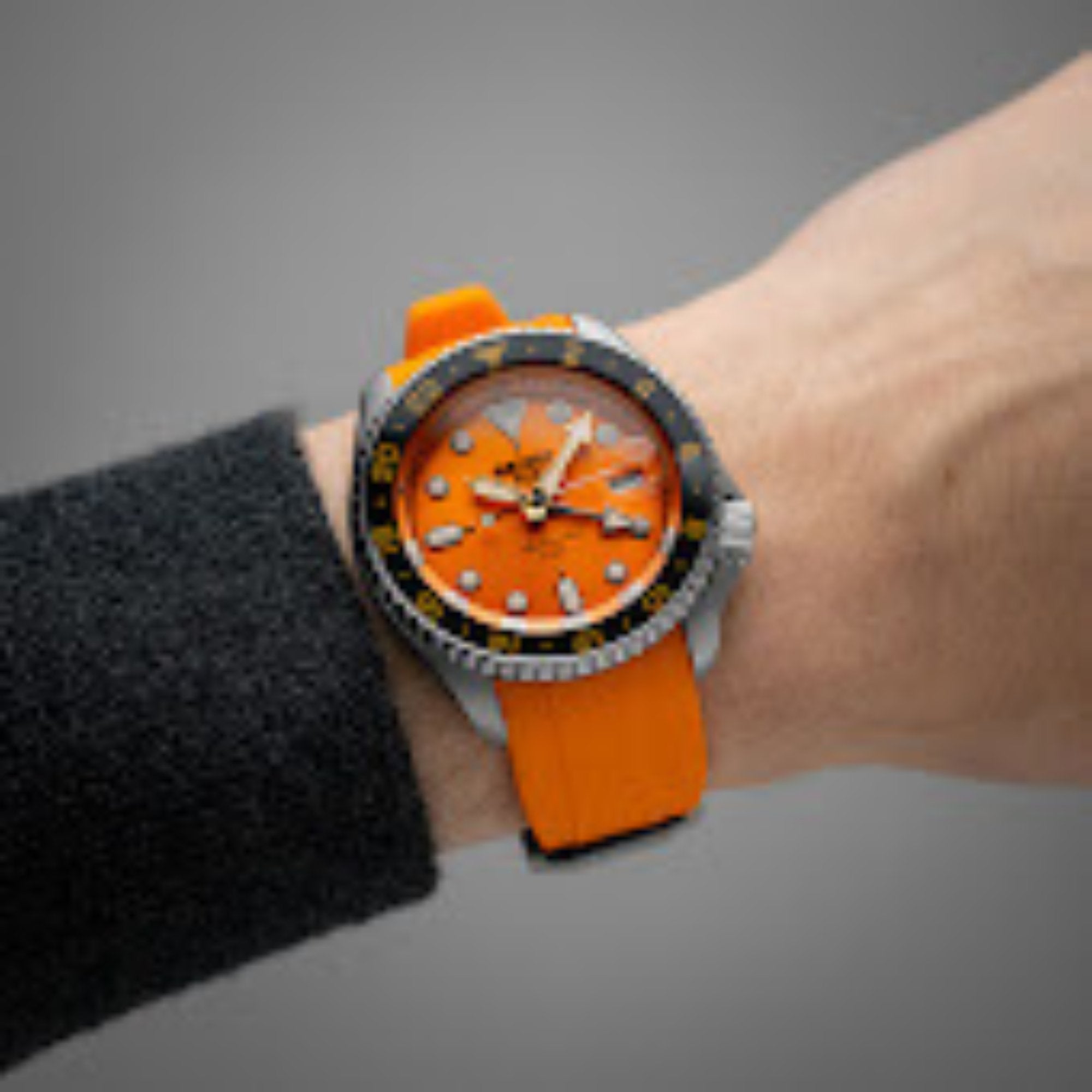 Curved End Soft Silicone Strap - Compatible with Rolex Submariner - Orange (2418) -StrapSeeker